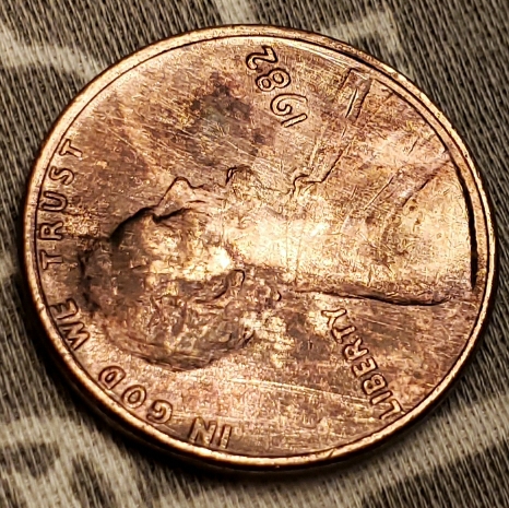 1982-P-Large-Date...misaligned-Die?